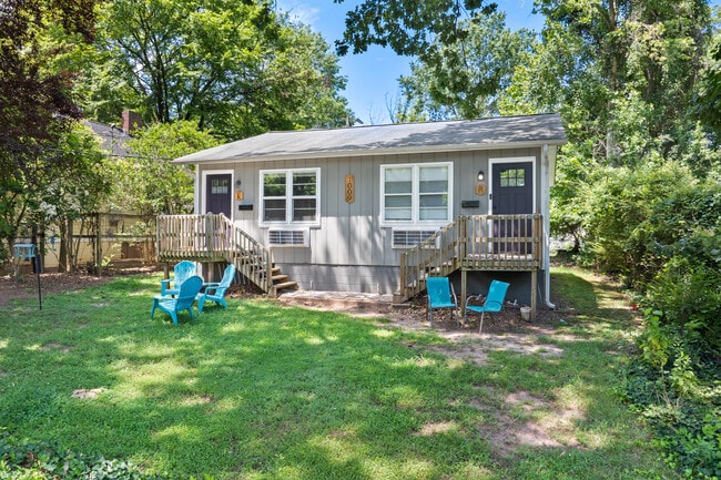 1009 N Buchanan Blvd, Unit R in Durham, NC - Building Photo - Building Photo