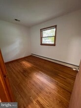 60 Broad Ave in Ewing, NJ - Building Photo - Building Photo