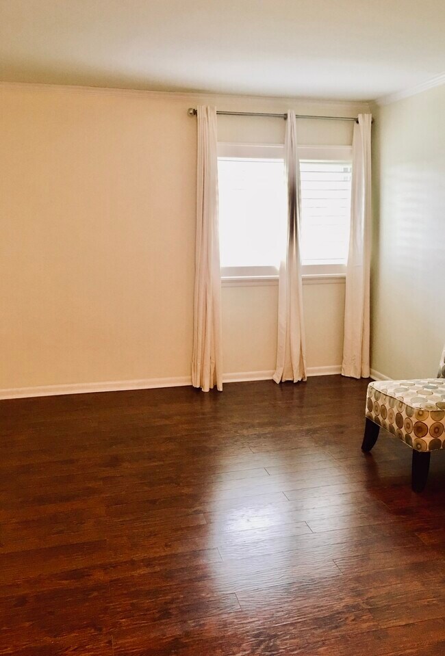 1900 Richard Jones Rd, Unit u8 in Nashville, TN - Building Photo - Building Photo