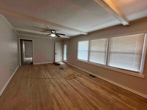 1734 Cahoon St SW in Atlanta, GA - Foto de edificio - Building Photo