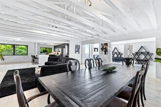 1061 NW N River Dr in Miami, FL - Building Photo - Building Photo