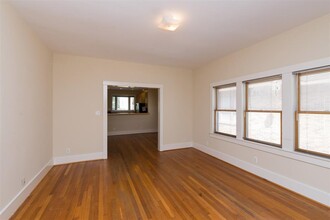 1338 W Pierce St, Unit 2 in Houston, TX - Building Photo - Building Photo