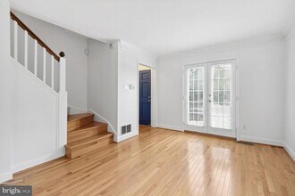 915 Jefferson St in Alexandria, VA - Building Photo - Building Photo