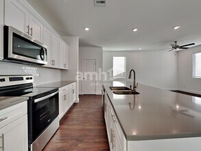 126 Island Plumeria Ln in Henderson, NV - Building Photo - Building Photo