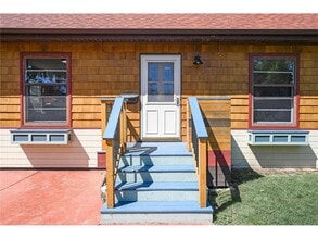 3150 Pierce St NE in Minneapolis, MN - Building Photo - Building Photo