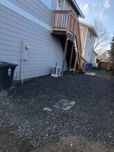 7411 S Park Ave, Unit B in Tacoma, WA - Building Photo - Building Photo