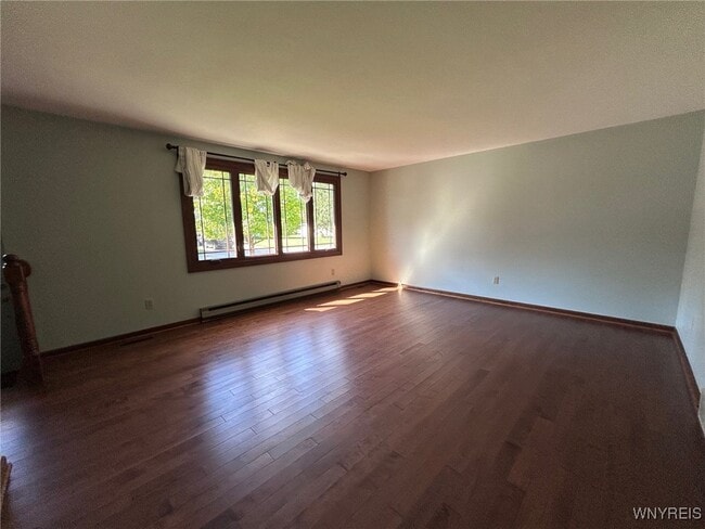 6142 Berkley Dr in Orchard Park, NY - Building Photo - Building Photo