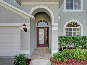 4230 Harbor Lake Dr in Lutz, FL - Building Photo - Building Photo