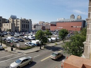244 Mulberry St in Newark, NJ - Building Photo - Building Photo