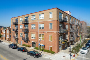 2300 W Diversey Ave Apartments