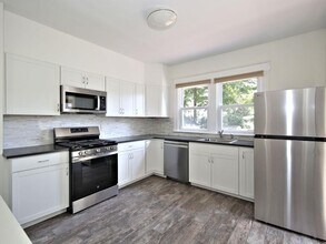 49 Palisade Rd in Rye, NY - Building Photo - Building Photo