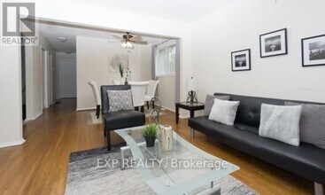 358 Adelaide Ave E in Oshawa, ON - Building Photo - Building Photo