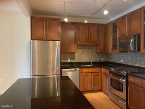 2200 N Westmoreland St-Unit -Unit 301 in Arlington, VA - Building Photo - Building Photo