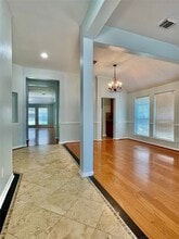 8327 Whisper Point Dr in Houston, TX - Building Photo - Building Photo