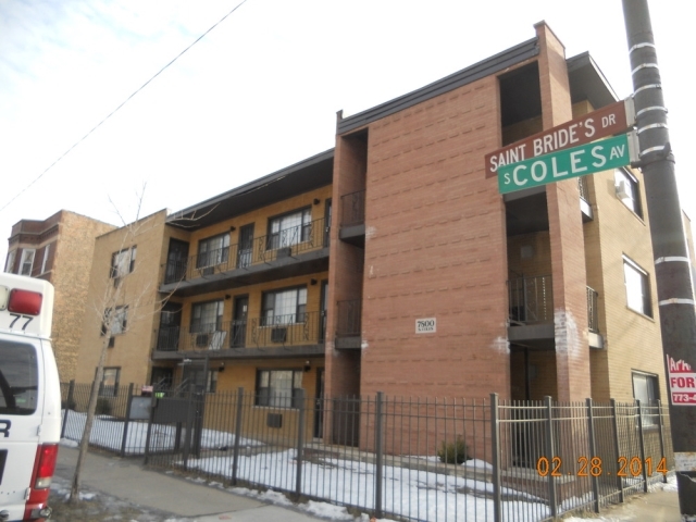 7800 S Coles Ave in Chicago, IL - Building Photo - Building Photo