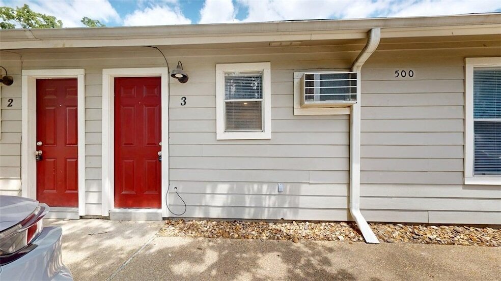 500 Foch St, Unit 3 in Bryan, TX - Building Photo