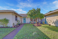 5140 Laird Ln in Jupiter, FL - Foto de edificio - Building Photo