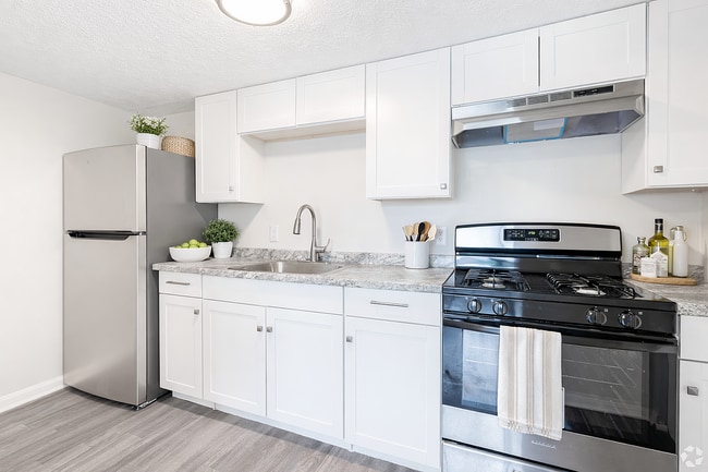 Lexington Springs Apartments in Lexington, VA - Foto de edificio - Building Photo