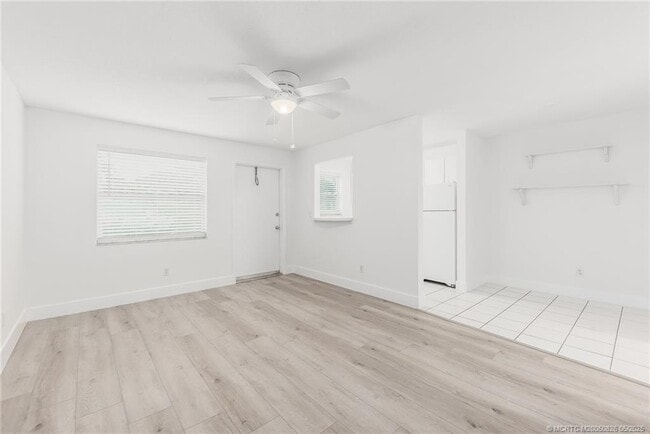 660 SW Bryant Ave in Stuart, FL - Building Photo - Building Photo