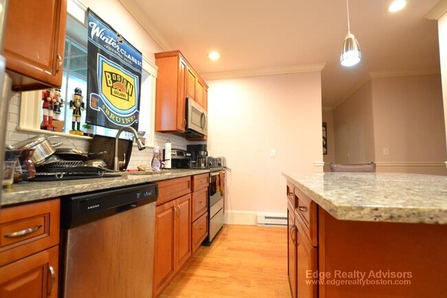 64 Tremont St, Unit 3