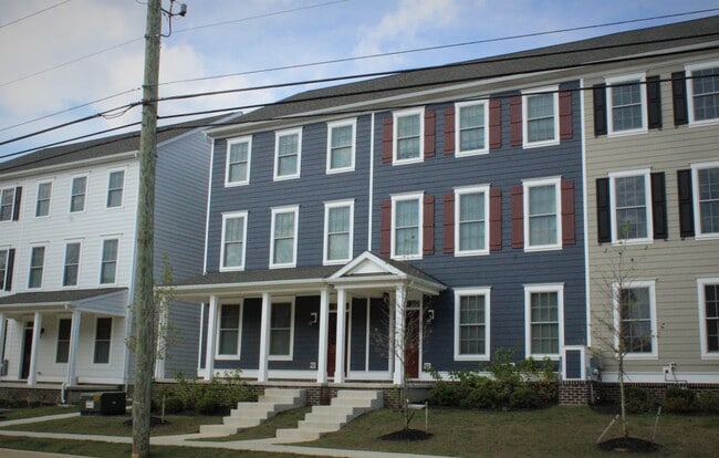 977 Lorewood Grove Rd in Middletown, DE - Building Photo - Building Photo