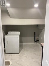 20 Savarin St in Toronto, ON - Building Photo - Building Photo