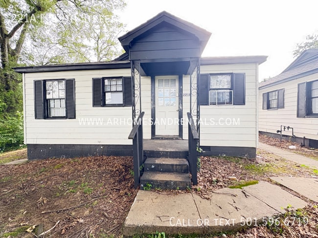 property at 221 E 19th St
