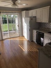41 Picket Pl in Freehold, NJ - Building Photo - Building Photo