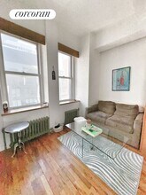4 Lexington Ave in New York, NY - Building Photo - Building Photo
