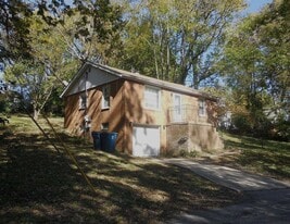 423 Valley in Collinsville, IL - Building Photo