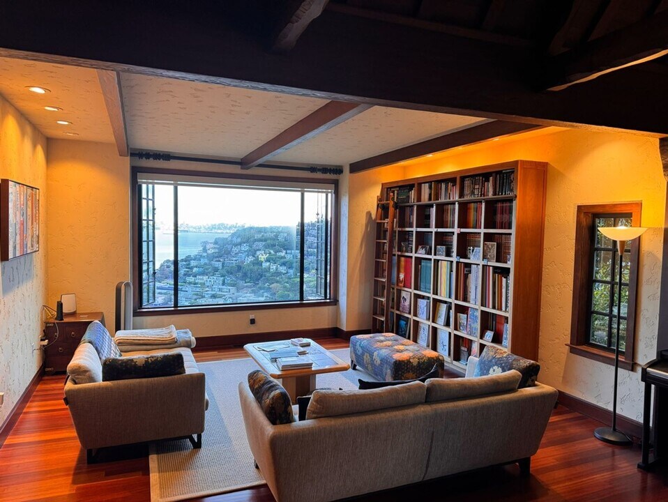 622 Sausalito Blvd in Sausalito, CA - Building Photo