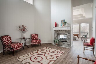 7712 Lakecrest Cir in Irving, TX - Building Photo - Building Photo