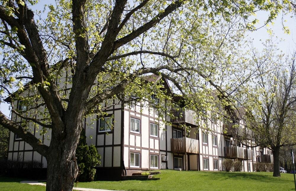 Olive Terrace Apartments in Marshalltown, IA - Foto de edificio