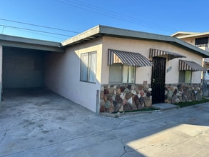 5154 Santa Ana St in Bell Gardens, CA - Building Photo - Building Photo