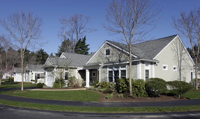 The Village at Duxbury in Duxbury, MA - Foto de edificio - Building Photo