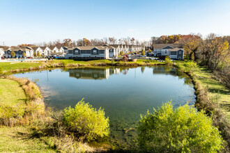 Twin Springs Townhomes in White House, TN - Building Photo - Building Photo