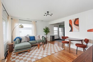 6248 NE Wasco St in Portland, OR - Building Photo