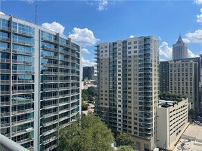 44 Peachtree Pl NW in Atlanta, GA - Building Photo - Building Photo