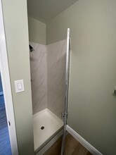 5499 Claremont Ave, Unit 21 in Oakland, CA - Foto de edificio - Building Photo