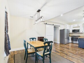340 Loring St in Stonewall, TX - Building Photo - Building Photo