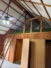 729 Powell Ave, Unit D in Morgantown, WV - Foto de edificio - Building Photo