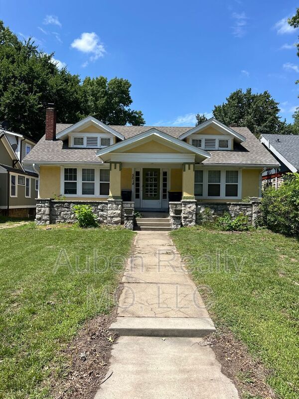 property at 5514 Harrison St