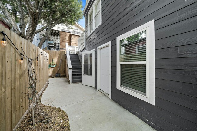 609 Sealy Ave in Galveston, TX - Building Photo - Building Photo