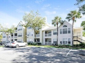1055 S Hiawassee Rd in Orlando, FL - Building Photo