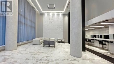 32-2232 Forest Manor Rd in Toronto, ON - Building Photo - Building Photo