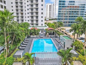 185 SE 14th Ter, Unit 708 in Miami, FL - Building Photo - Building Photo