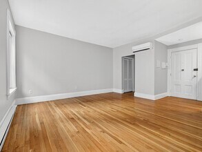 226 Newbury St in Boston, MA - Building Photo - Building Photo