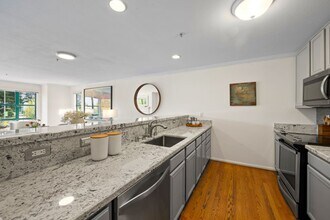 298 Portola Dr in San Francisco, CA - Building Photo - Building Photo