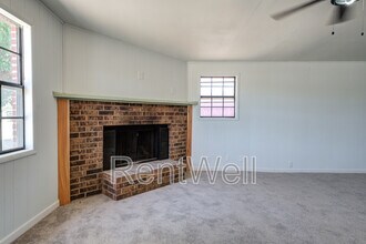 2525 63rd St in Lubbock, TX - Building Photo - Building Photo