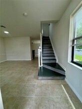 3204 SE 5th St in Homestead, FL - Building Photo - Building Photo